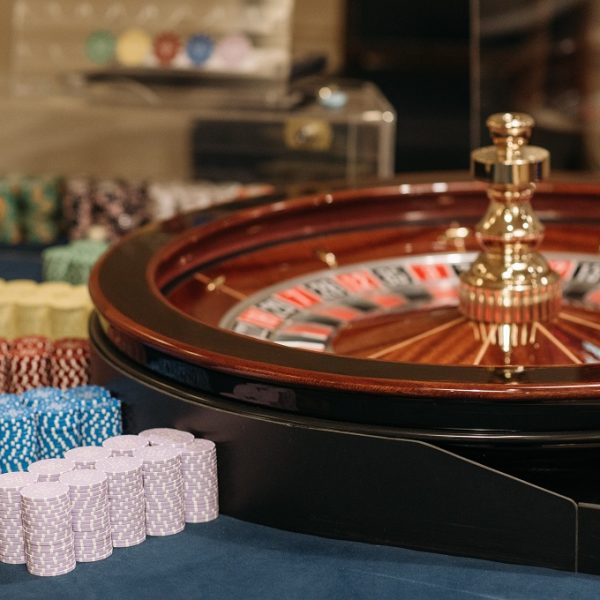 Cards on the table: three steps to win the trust of the players