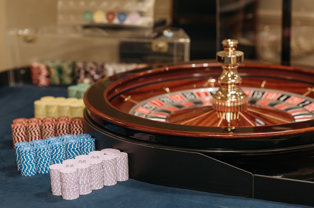 Cards on the table: three steps to win the trust of the players